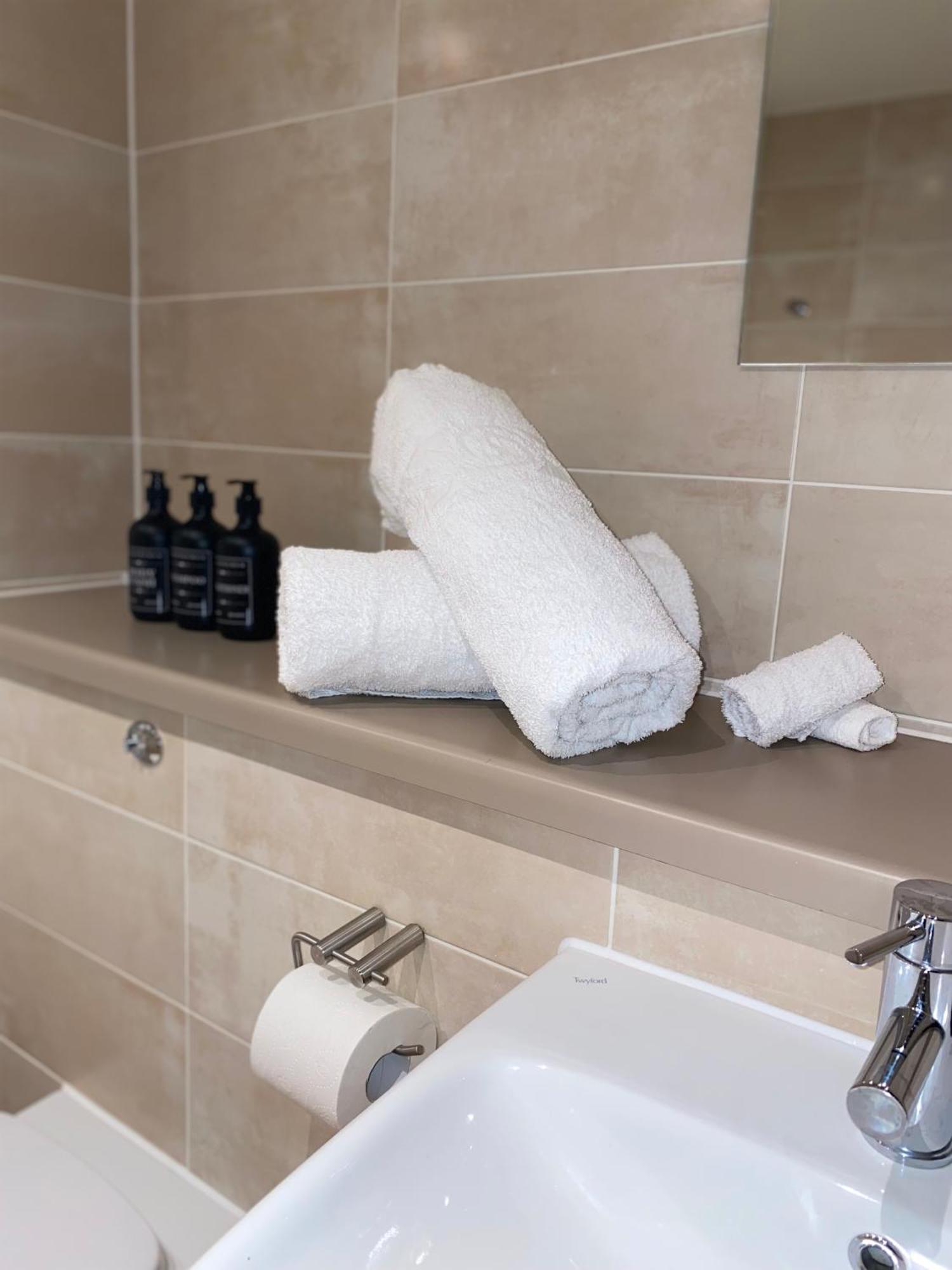 Luxury 2-Bed High-Rise In Manchester With Parking Exterior foto